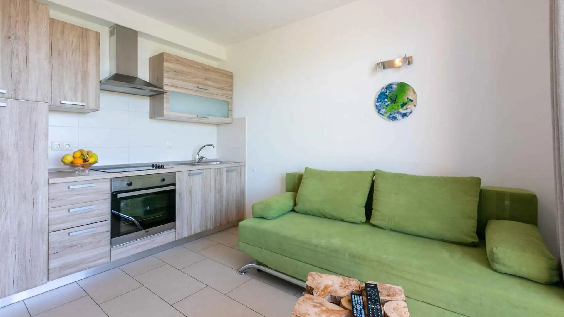 Apartments In Dramalj 39042
