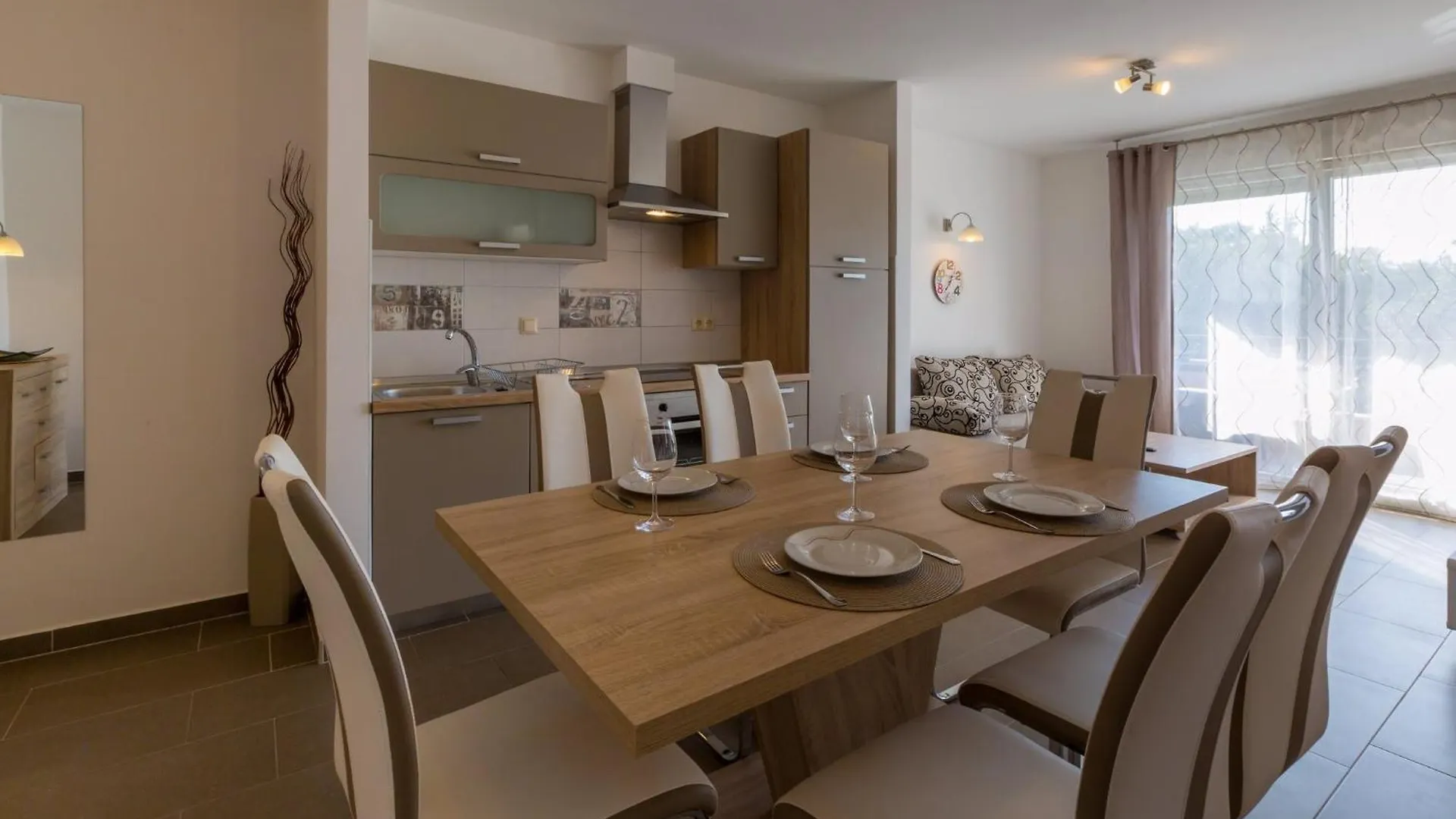 Apartments In Dramalj 39042