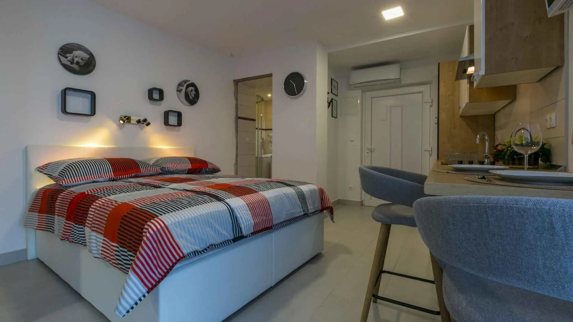 Apartments In Dramalj 39042