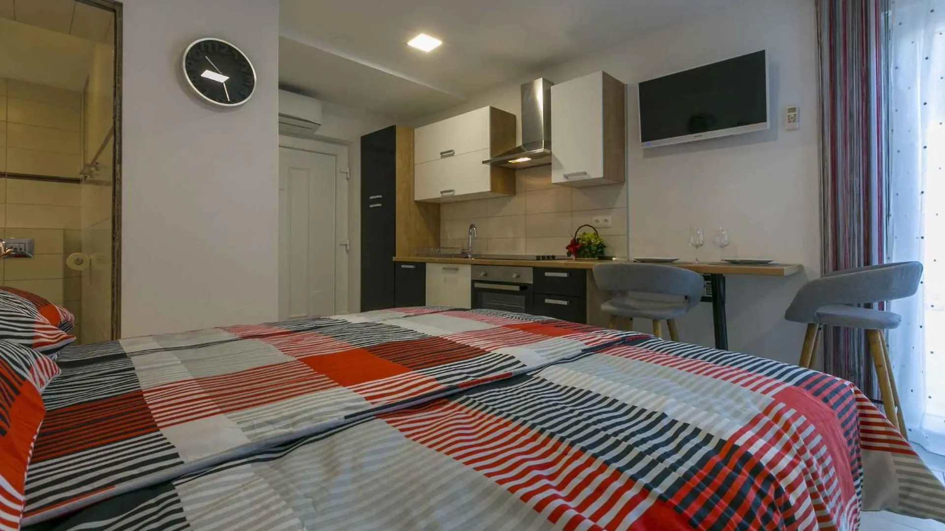 Apartments In Dramalj 39042 Croatia